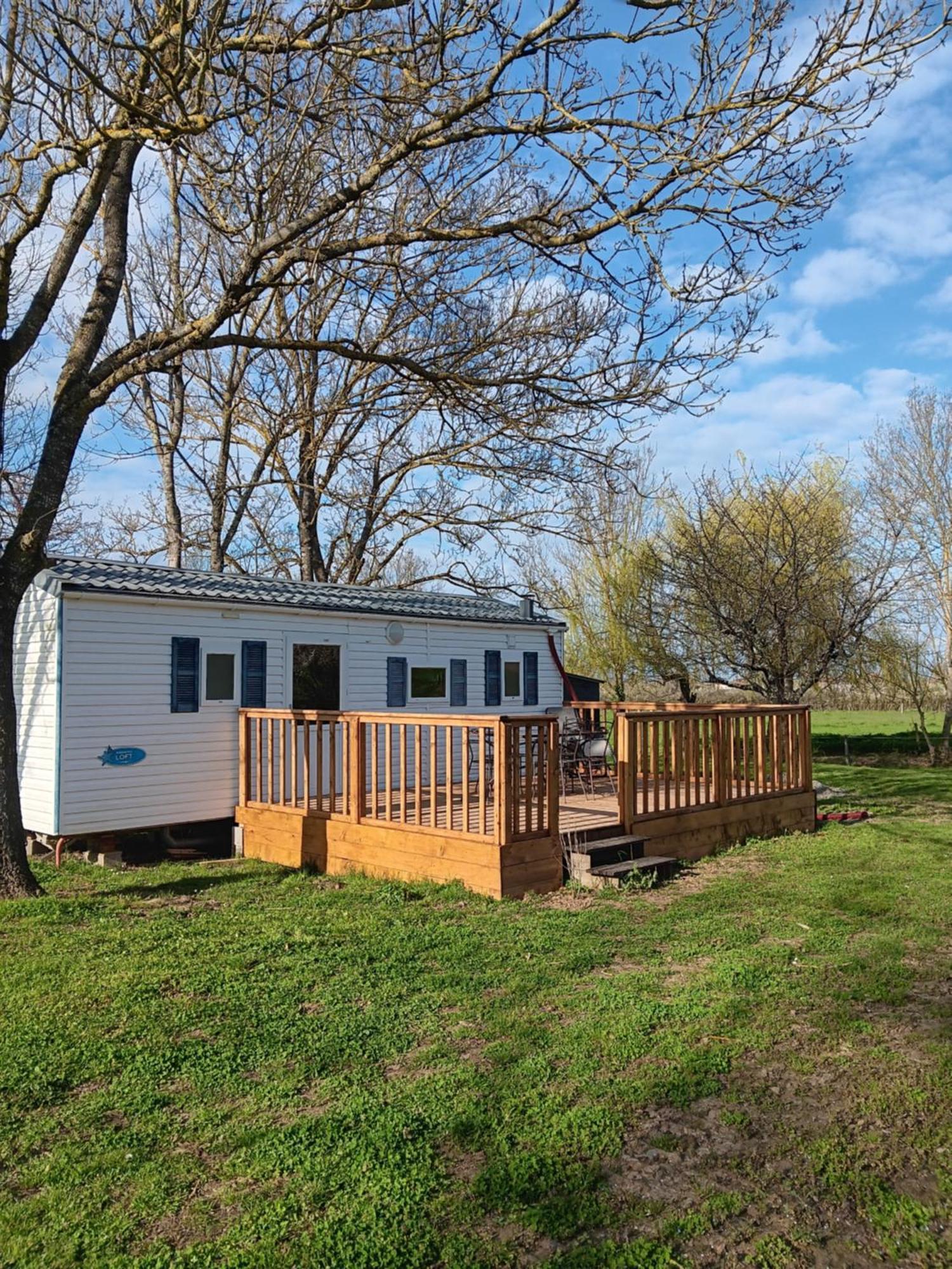 Mobilhome Cosy Au Calme De La Campagne Lombez Екстериор снимка